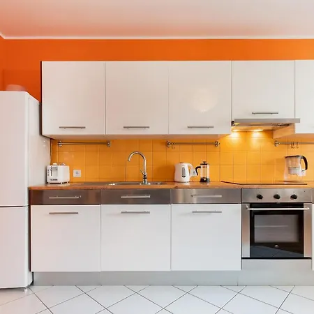 Robocza By Renters Apartmán