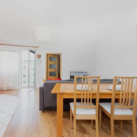 Robocza By Renters * Poznaň