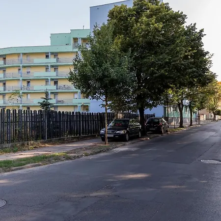 Robocza By Renters Apartmán